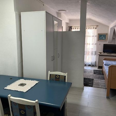 Apartmani & Restoran -S O K O- Sjenica Eksteriør billede