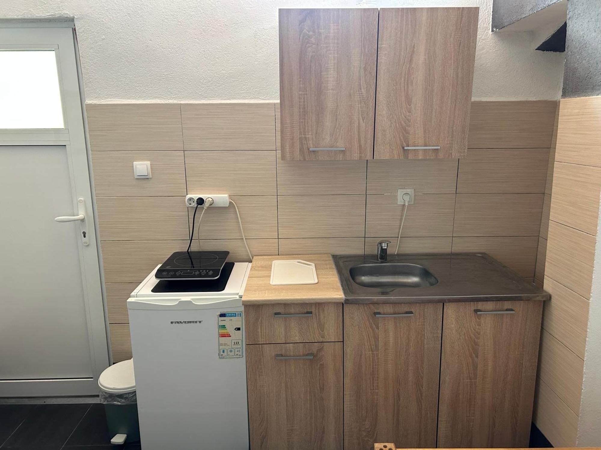 Apartmani & Restoran -S O K O- Sjenica Eksteriør billede